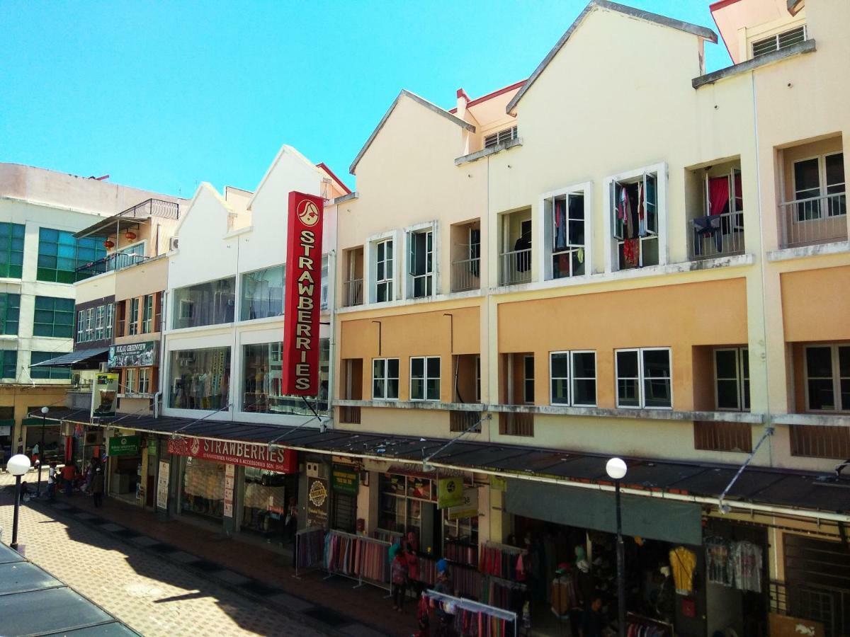 Sandakan Backpackers Hostel Eksteriør bilde